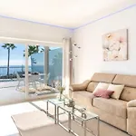 Upscale With Sea View In Higueron! Benalmádena